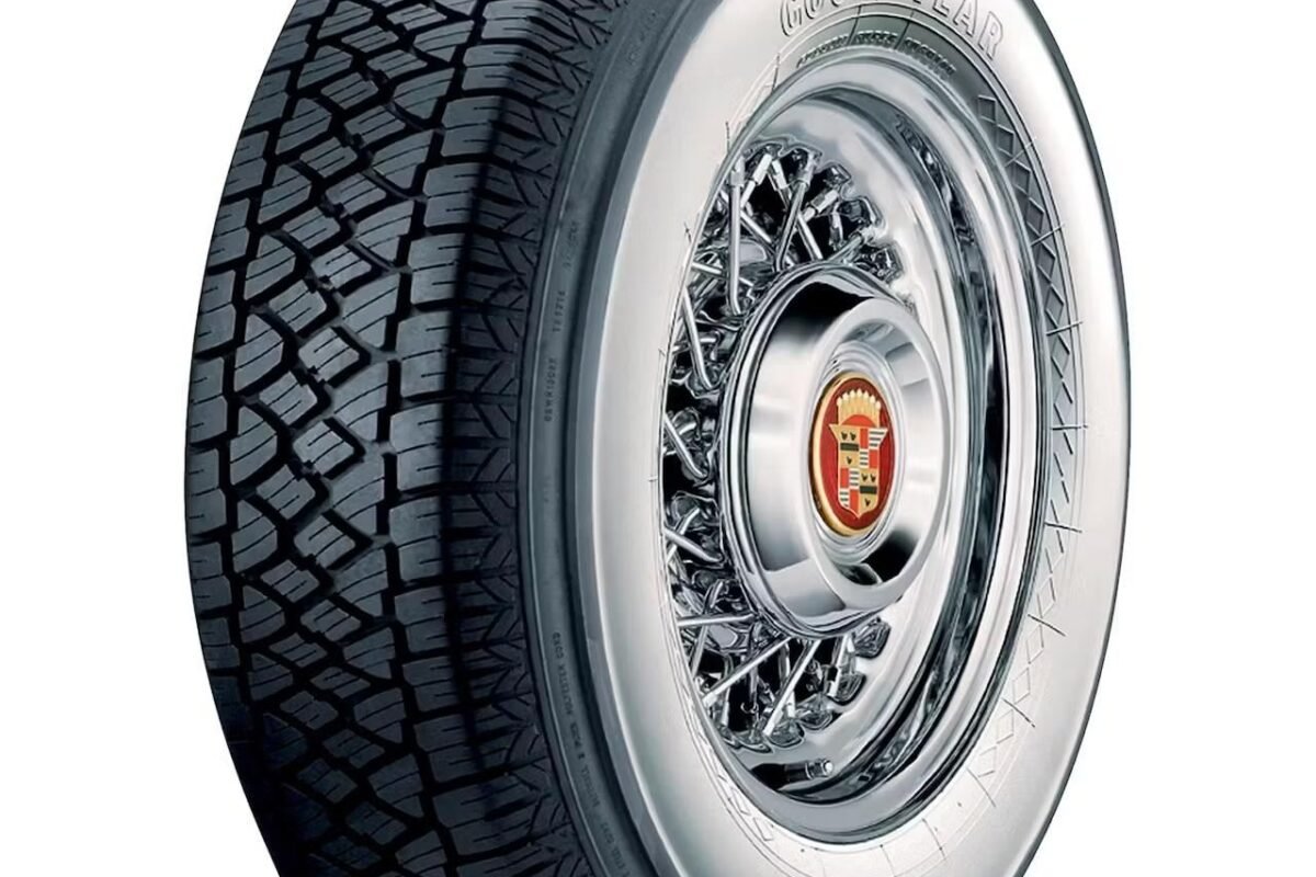 Kelsey Tire P3AFD Super Cushion Classic Radial Tire, P215/75-R15